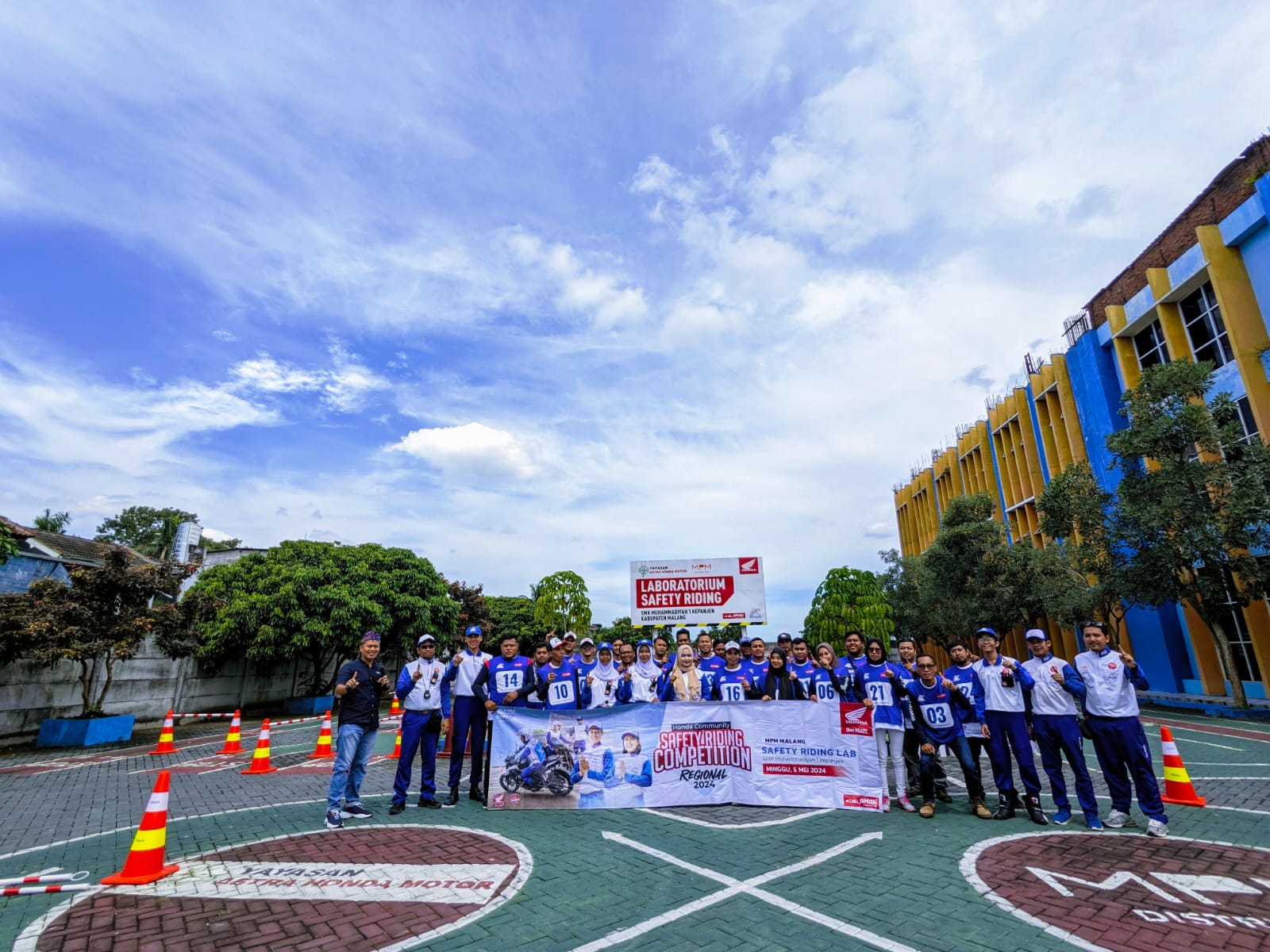 Komunitas Honda Malang & Blitar Ikuti Kompetisi Safety Riding Kategori Community 